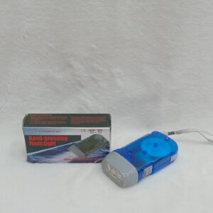 HAND PRESSING FLASH LIGHT