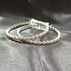 FLOWER DESIGN WHITE COLOUR AD STONE BANGLES ( SET 0F 2 ) ( 2*6)