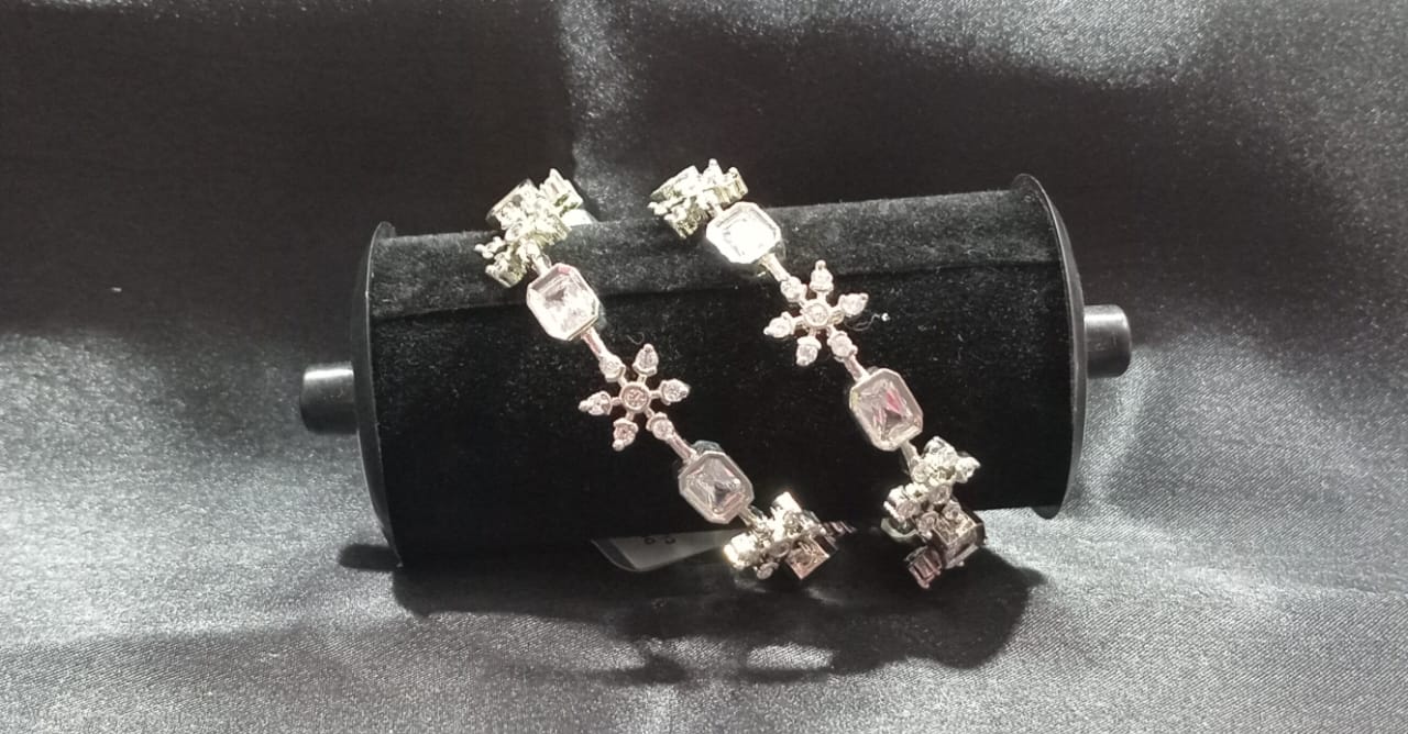 WhatsApp Image 2025-09-20 at 1.56.31 PM WhatsApp Image 2025-09-20 at 1.56.31 PM