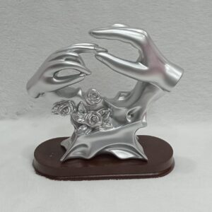 ROMANTIC VALENTINE COUPLE SHOWPIECE