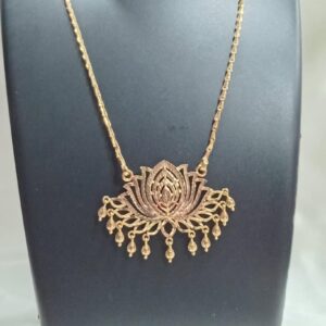 LOTUS DESIGN  PENDANT LONG CHAIN